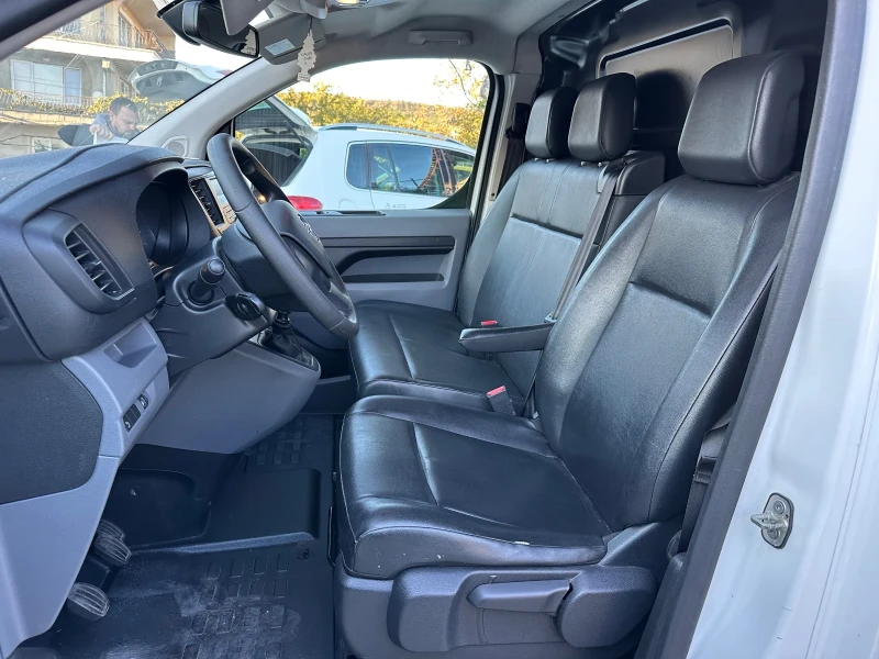 Opel Vivaro 1.5 DCI / 120 hp, снимка 16 - Бусове и автобуси - 47499016