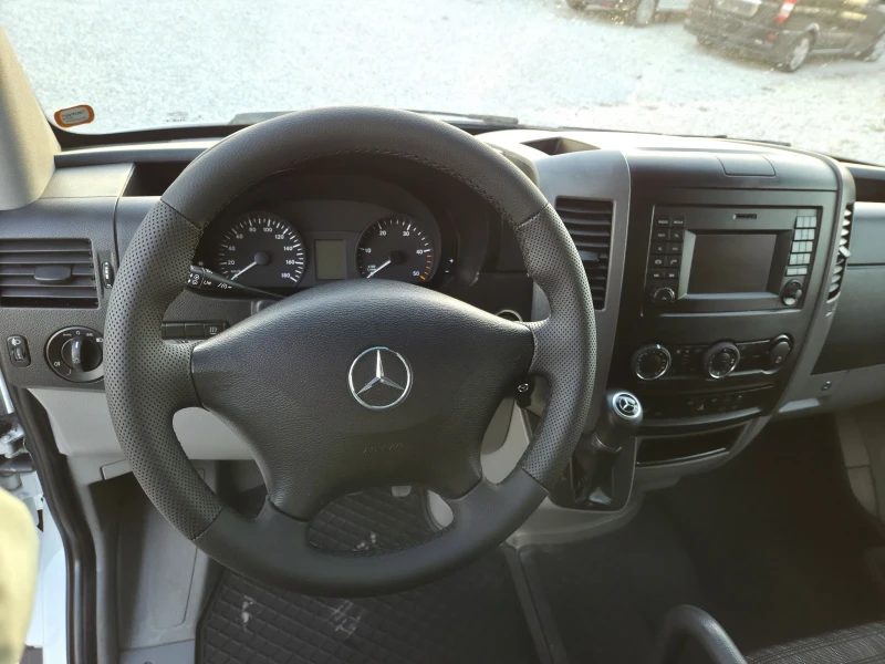 Mercedes-Benz Sprinter 319 CDI, Макси, Автомат, Климатик, Две странични врати, снимка 13 - Бусове и автобуси - 52257499