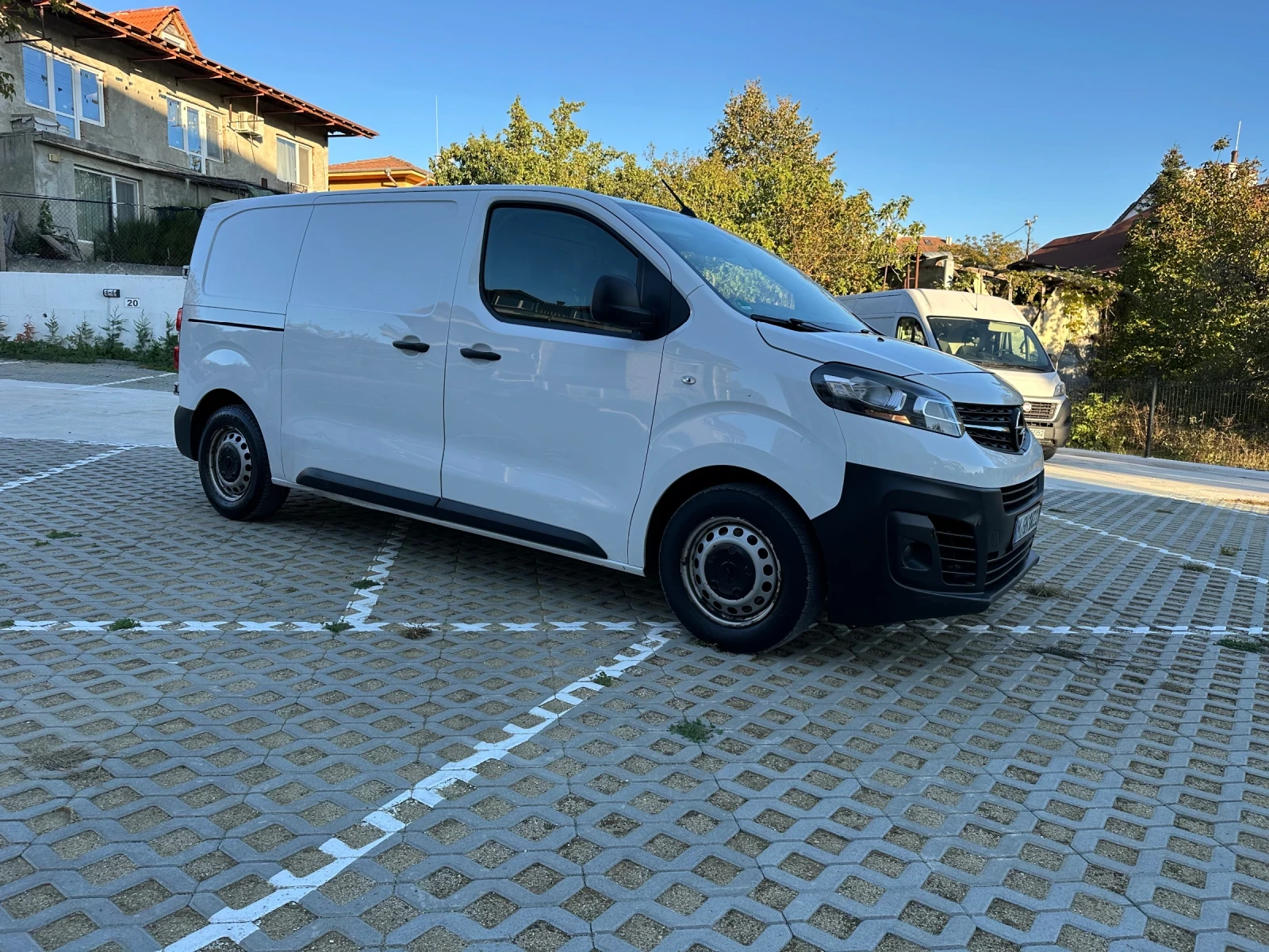 Opel Vivaro 1.5 DCI / 120 hp - изображение 2