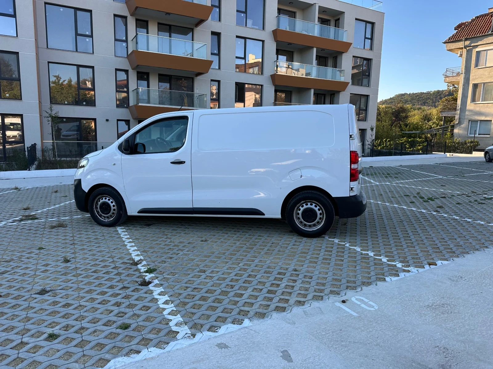 Opel Vivaro 1.5 DCI / 120 hp - изображение 4