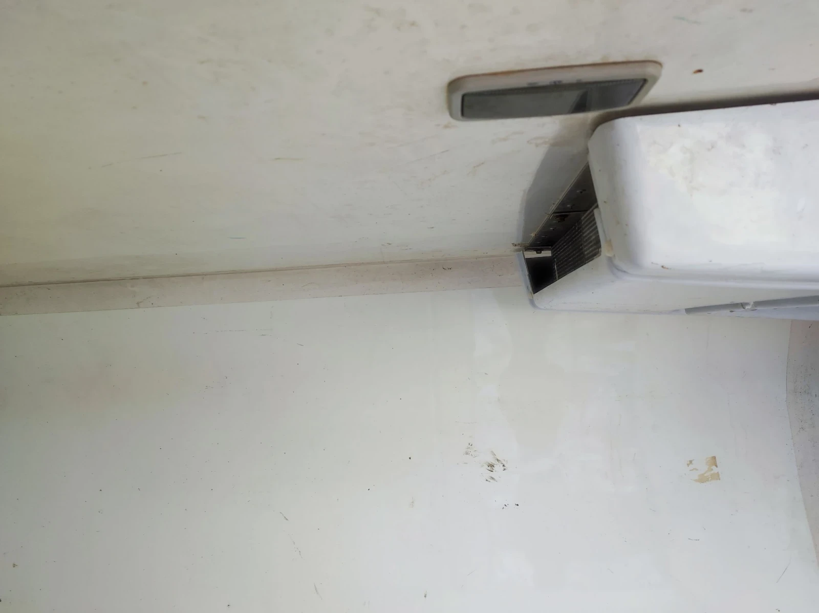 VW Transporter 2.0TDI - изображение 4