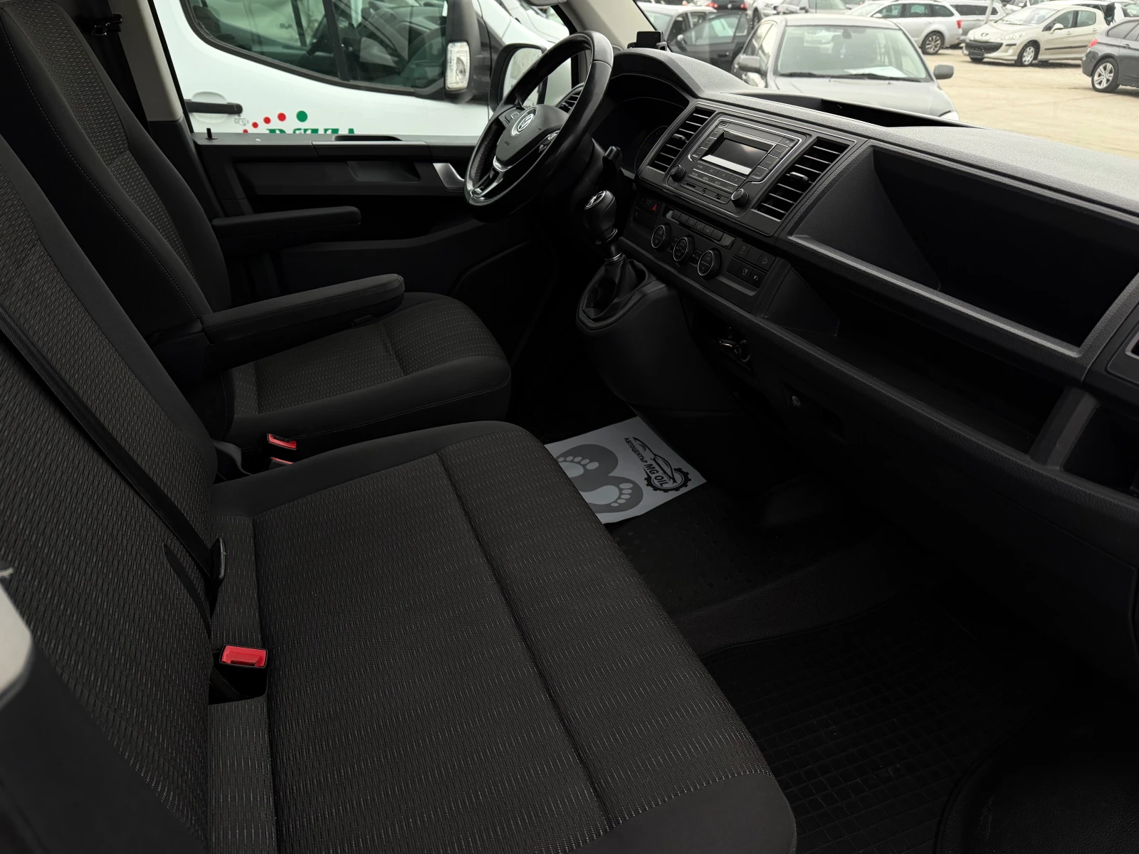 VW Caravelle 2.0TDI/4-MOTION/BUSINESS EDITION/ЕЛ.ВРАТА, снимка 11 - Бусове и автобуси - 53925484