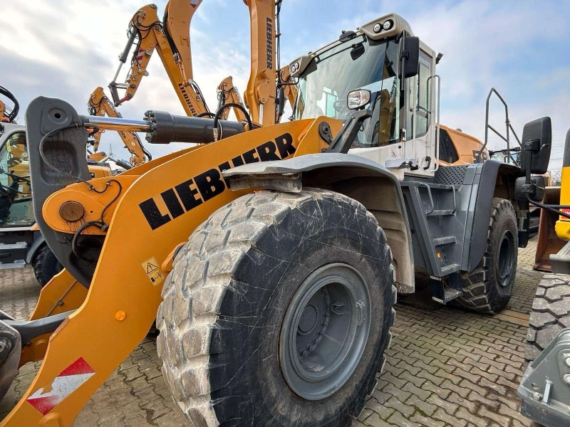 Челен товарач Liebherr L580, снимка 4 - Индустриална техника - 49501294