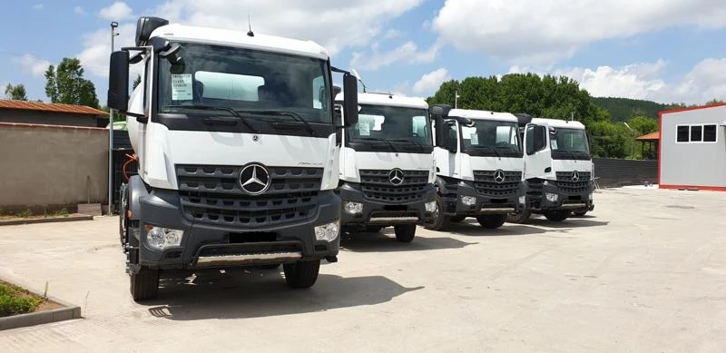 Бетон миксер Mercedes Arocs  4142, снимка 11 - Индустриална техника - 34047026