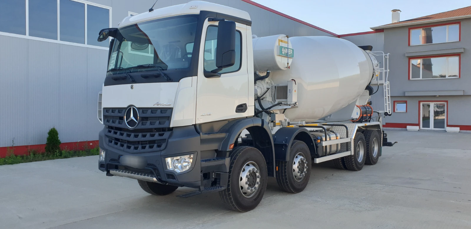 Бетон миксер Mercedes Arocs  4142 - изображение 5