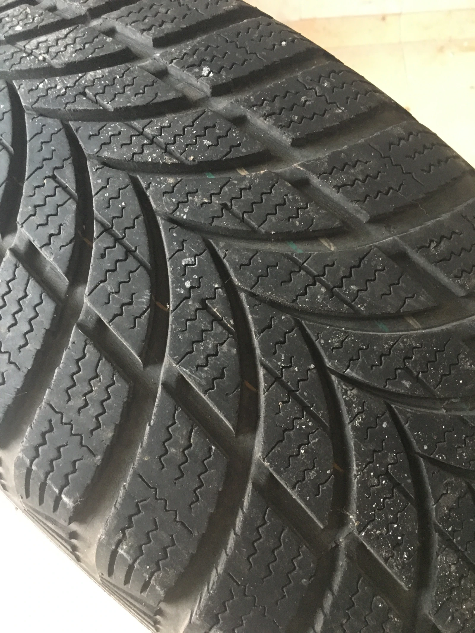 ���� 235/65R17 | Mobile.bg � ����������� 5