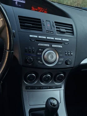 Mazda 3 1.6 i, снимка 10