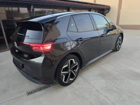 VW ID.3 62 kWh | | AndroidAuto/CarPlay | Mobile.bg    5