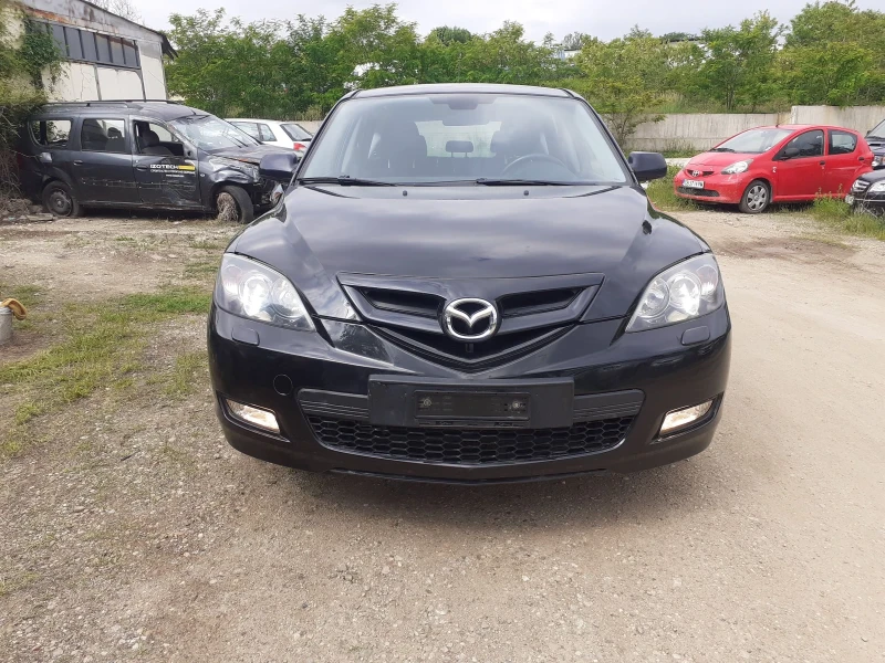 Mazda 3 2.0 СПОРТ като нова , снимка 1 - Автомобили и джипове - 49149610