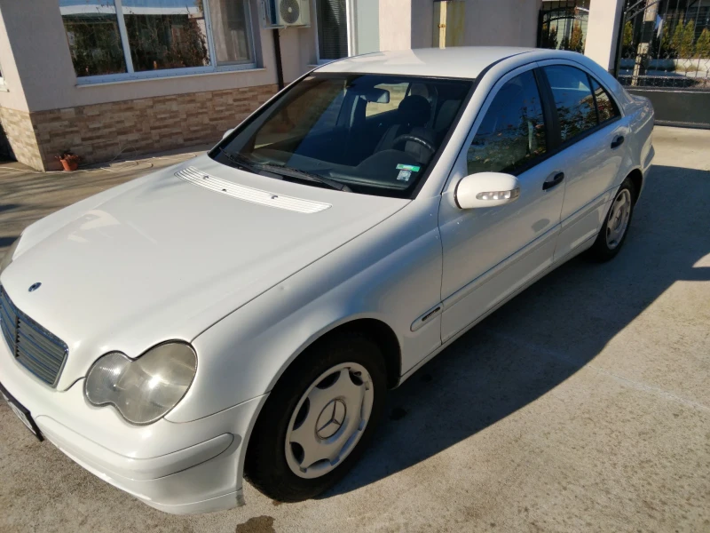 Mercedes-Benz C 200 C200, снимка 3 - Автомобили и джипове - 48104174