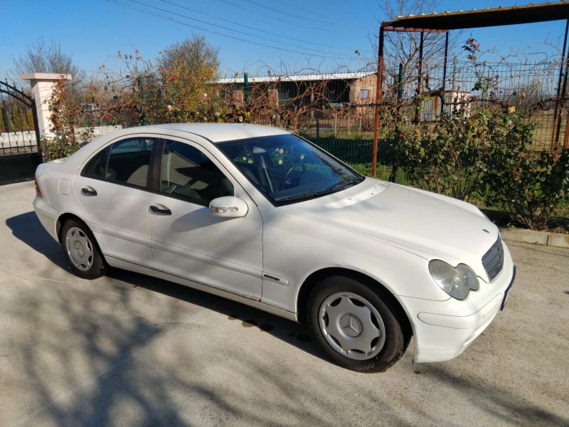 Mercedes-Benz C 200 C200, снимка 4 - Автомобили и джипове - 48104174