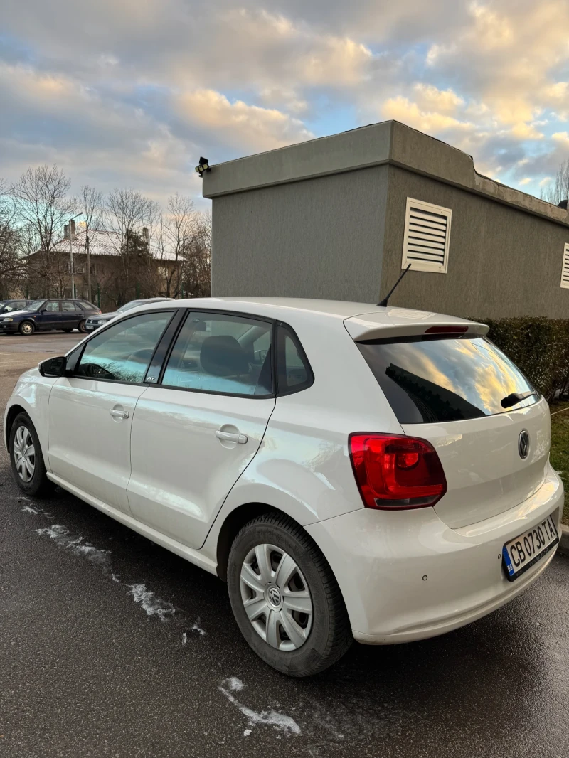 VW Polo, снимка 2 - Автомобили и джипове - 48550496