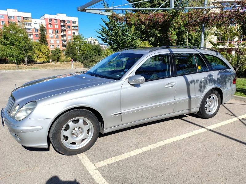 Mercedes-Benz E 240 E 240 T 4 matic, снимка 2 - Автомобили и джипове - 52295937
