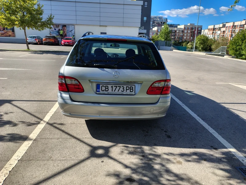 Mercedes-Benz E 240 E 240 T 4 matic, снимка 4 - Автомобили и джипове - 52295937