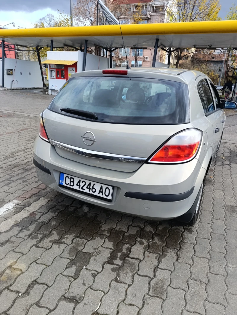 Opel Astra, снимка 4 - Автомобили и джипове - 52505043
