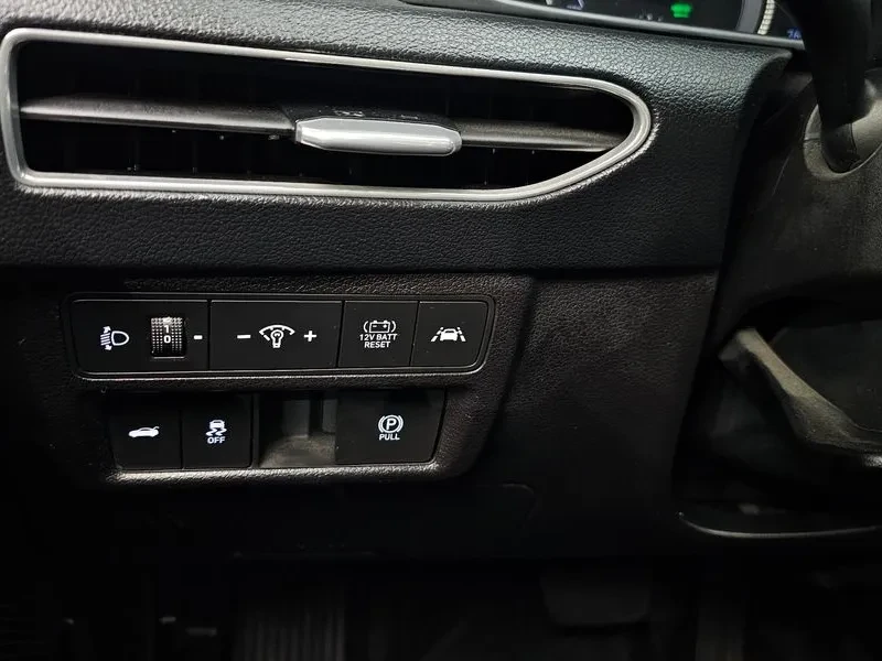 Hyundai Sonata (DN8) PREMIUM FAMILY, снимка 17 - Автомобили и джипове - 55087654