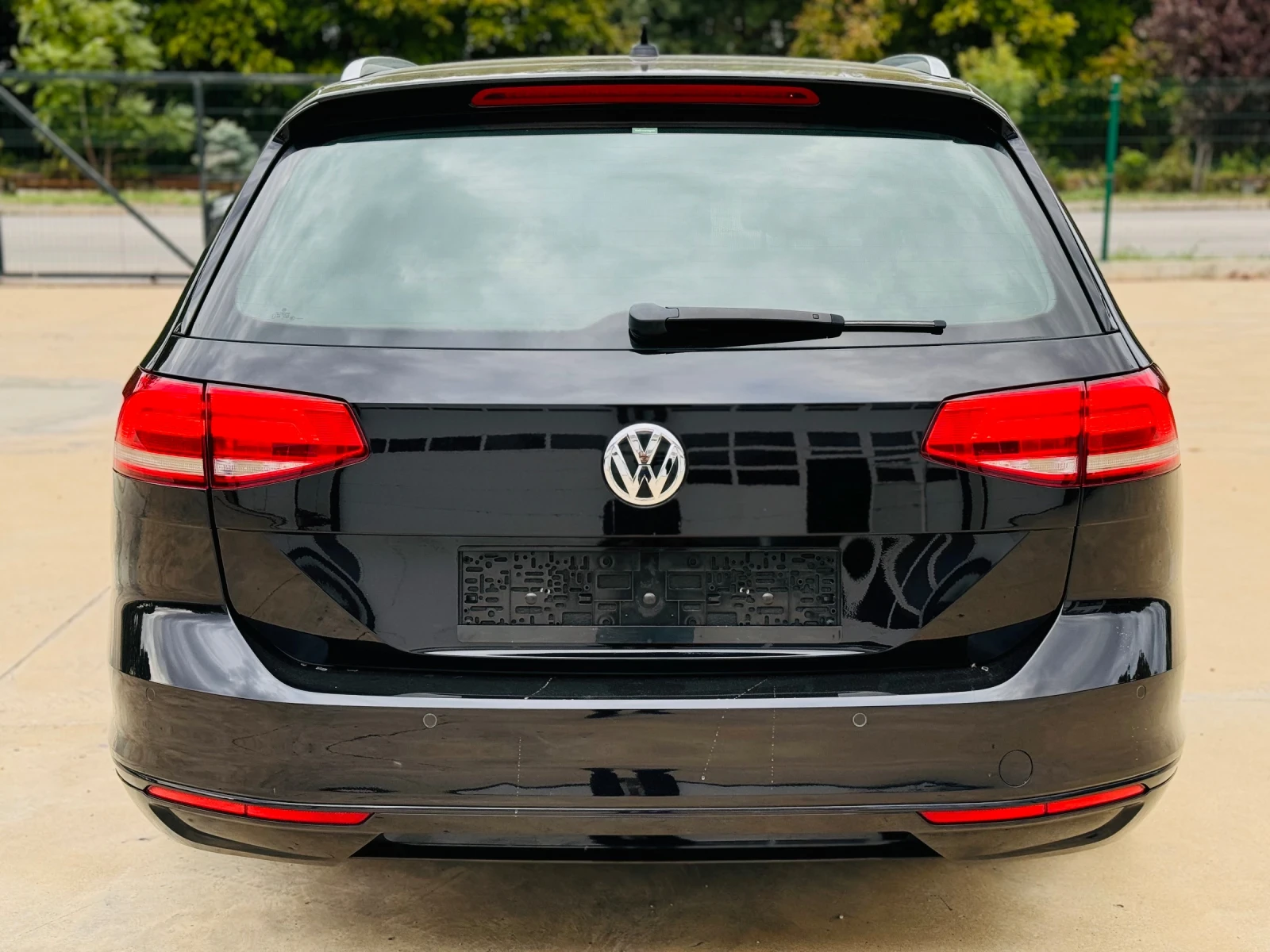 VW Passat * HIGHLINE* DSG* LED* FULL*  - изображение 5