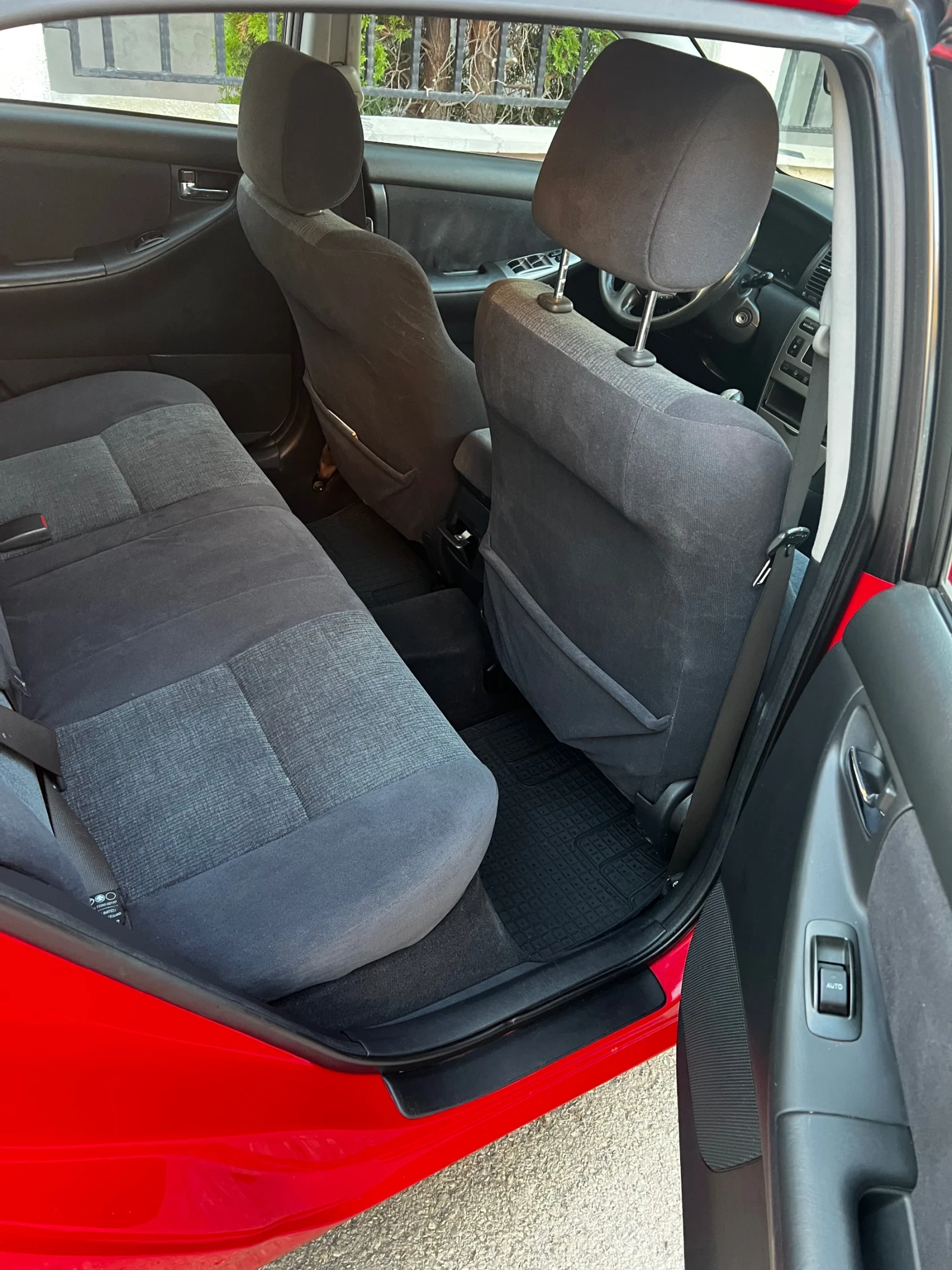 Toyota Corolla  - изображение 5