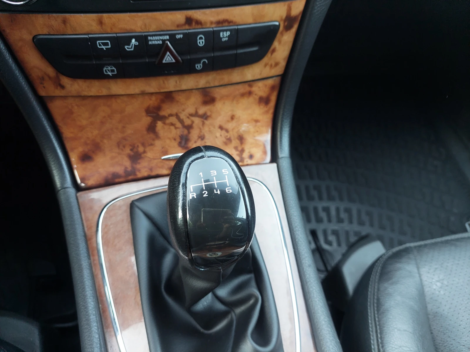 Mercedes-Benz E 220 CDI 150ps 6ck OM646 | Mobile.bg   11