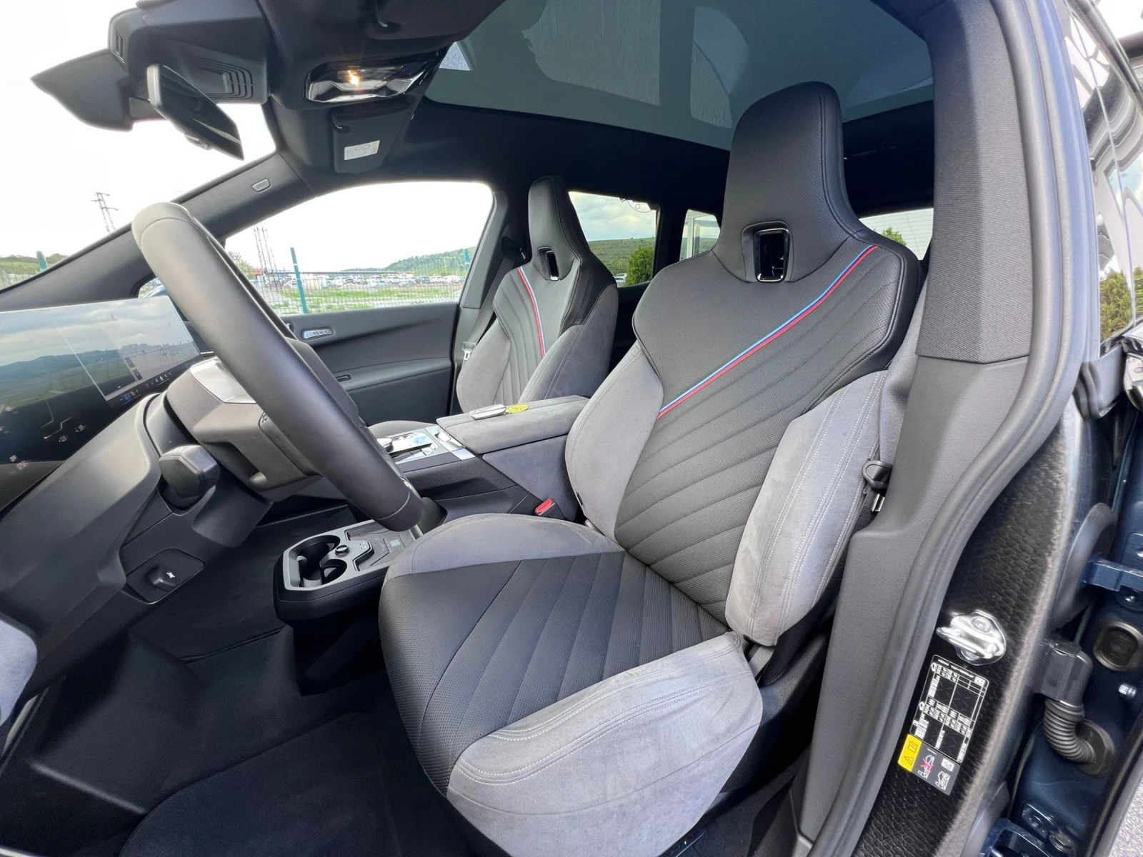 BMW iX 60, снимка 9 - Автомобили и джипове - 53757704