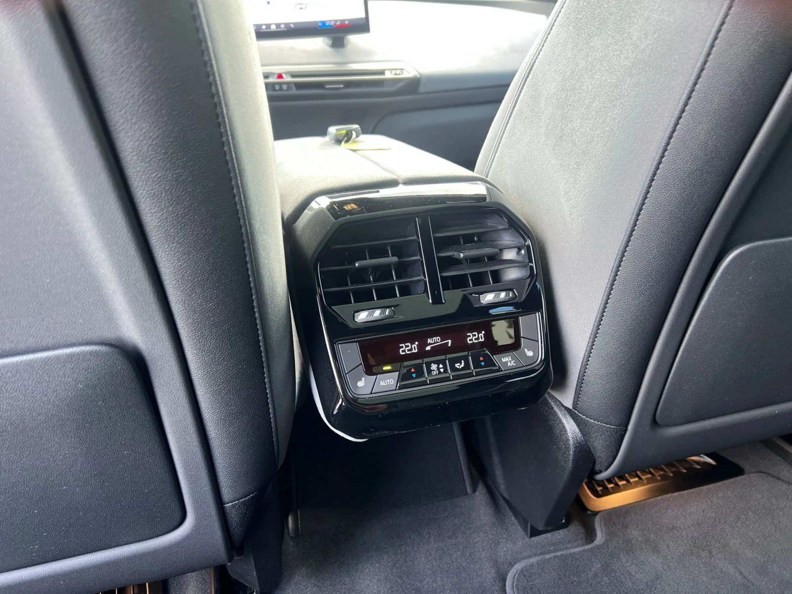 BMW iX 60, снимка 13 - Автомобили и джипове - 53757704