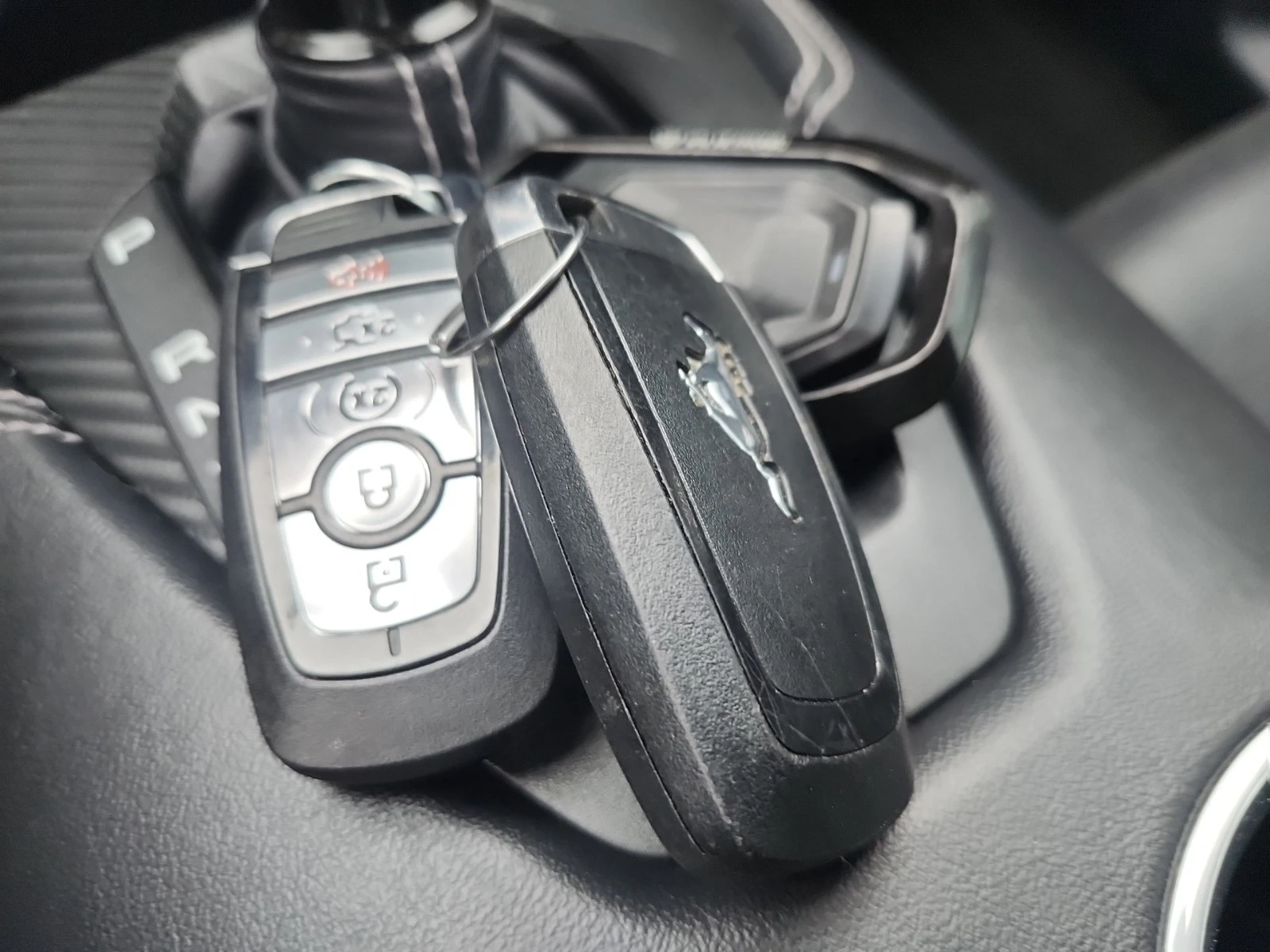 Ford Mustang 5L 8cyl Rear Wheel Drive, снимка 8 - Автомобили и джипове - 53865881