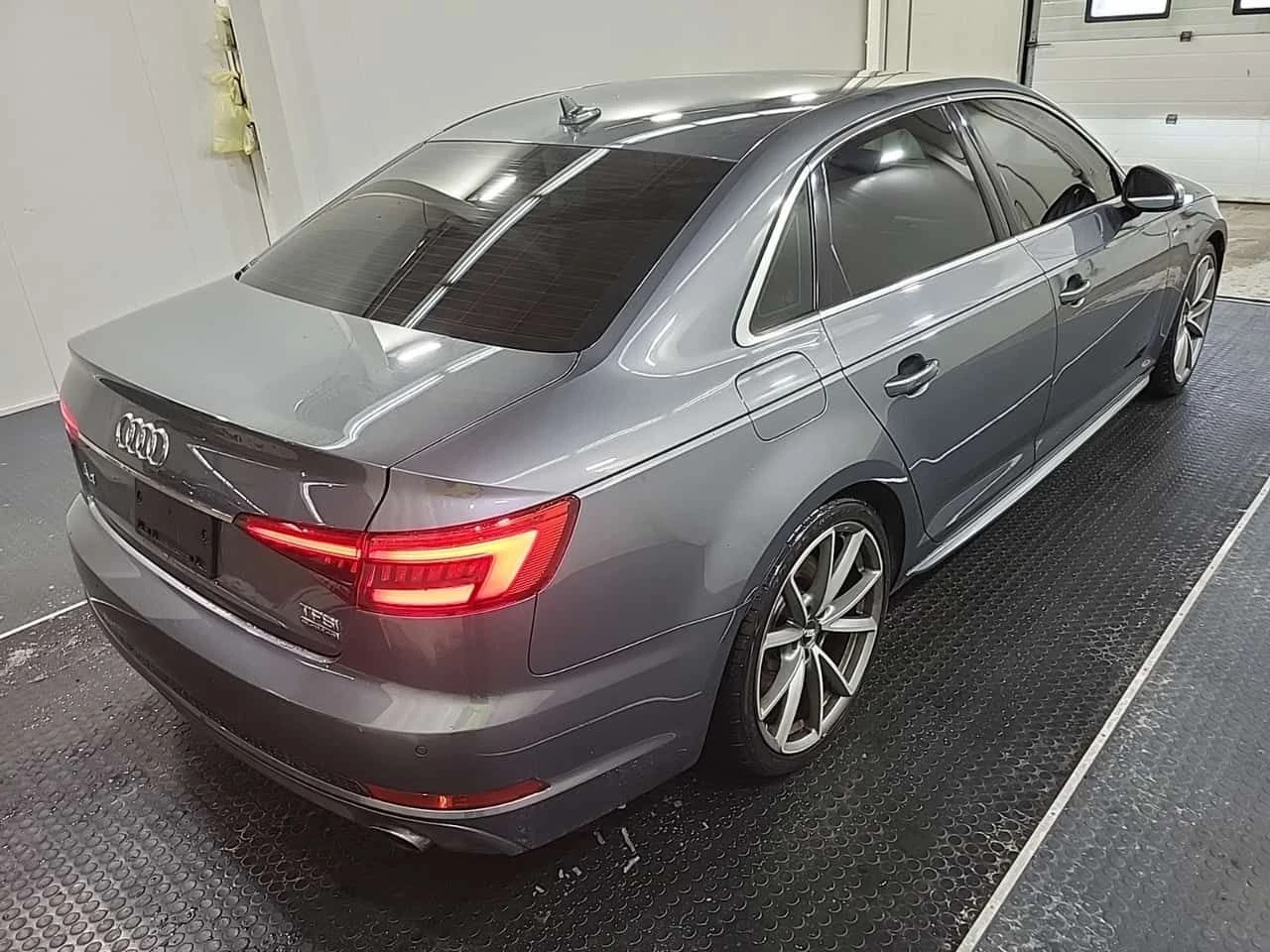 Audi A4 TECHNIK  CARFAX, снимка 3 - Автомобили и джипове - 53867374