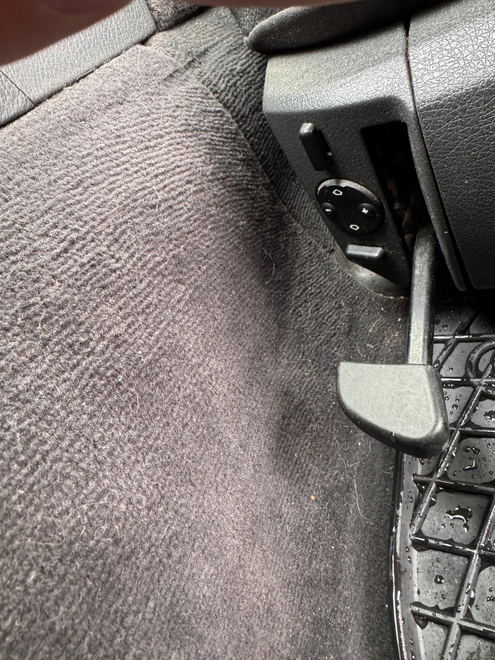 Mercedes-Benz E 270 CDI, снимка 10 - Автомобили и джипове - 53901120