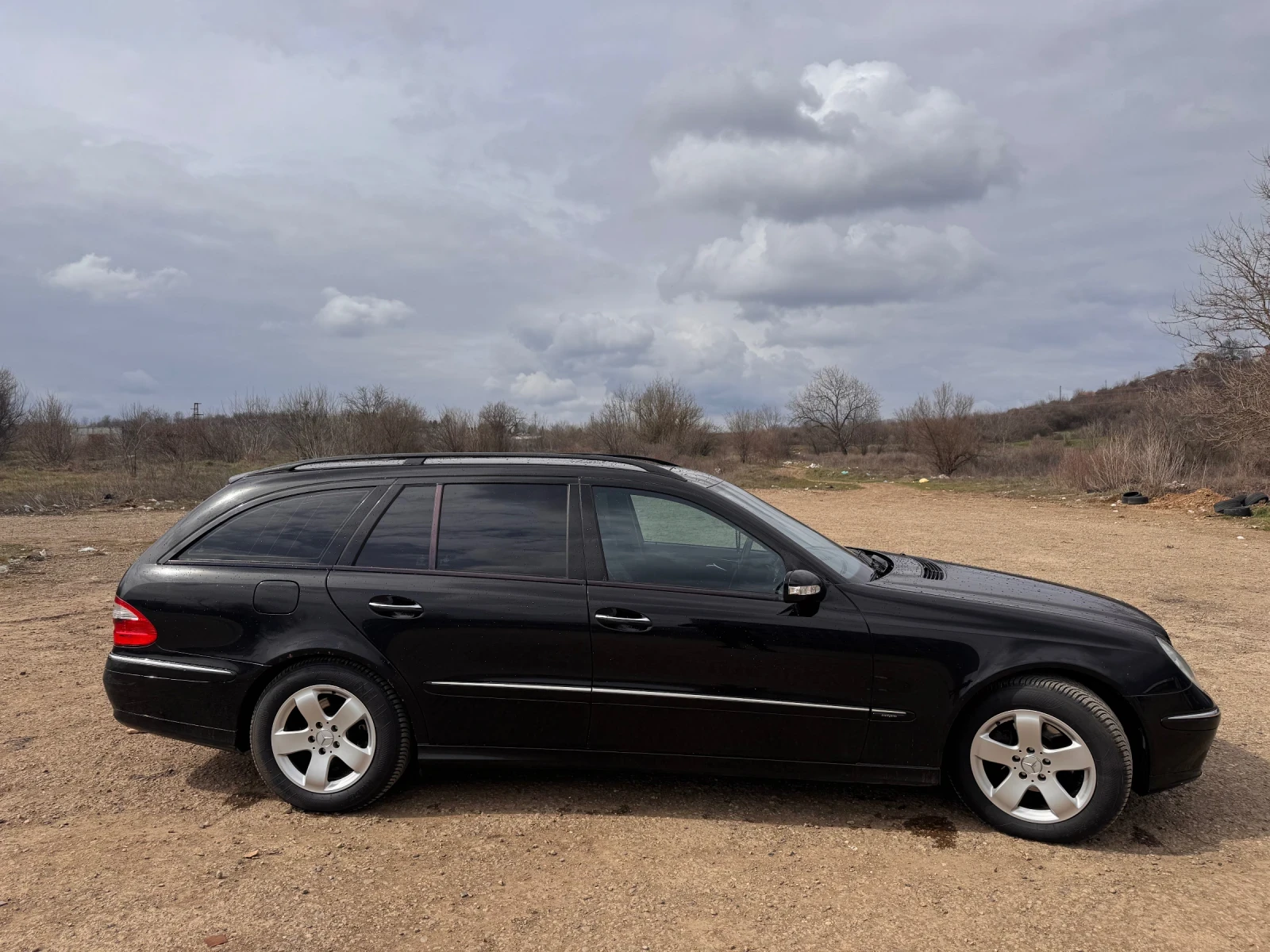 Mercedes-Benz E 270 CDI, снимка 2 - Автомобили и джипове - 53901120