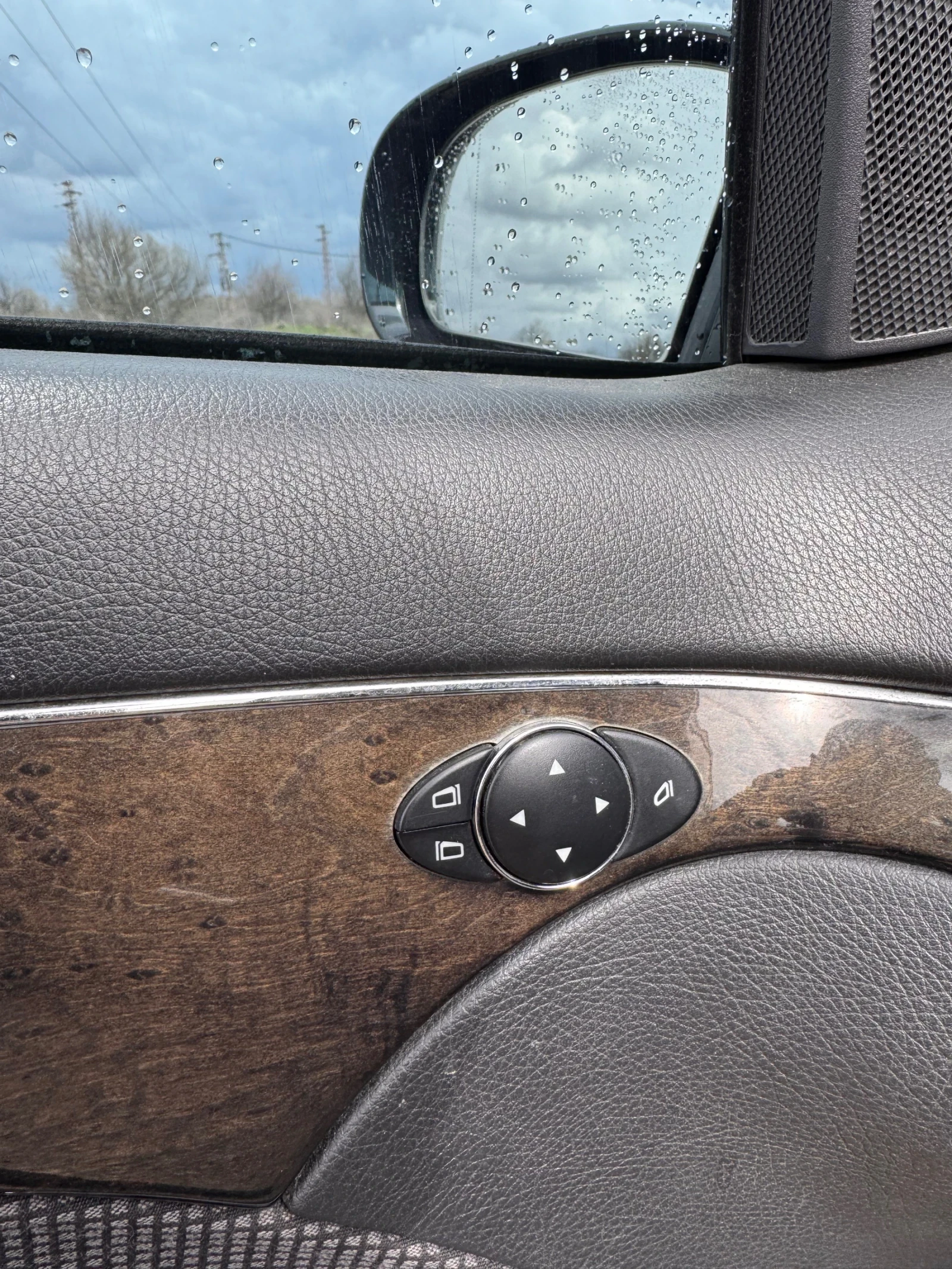 Mercedes-Benz E 270 CDI, снимка 8 - Автомобили и джипове - 53901120