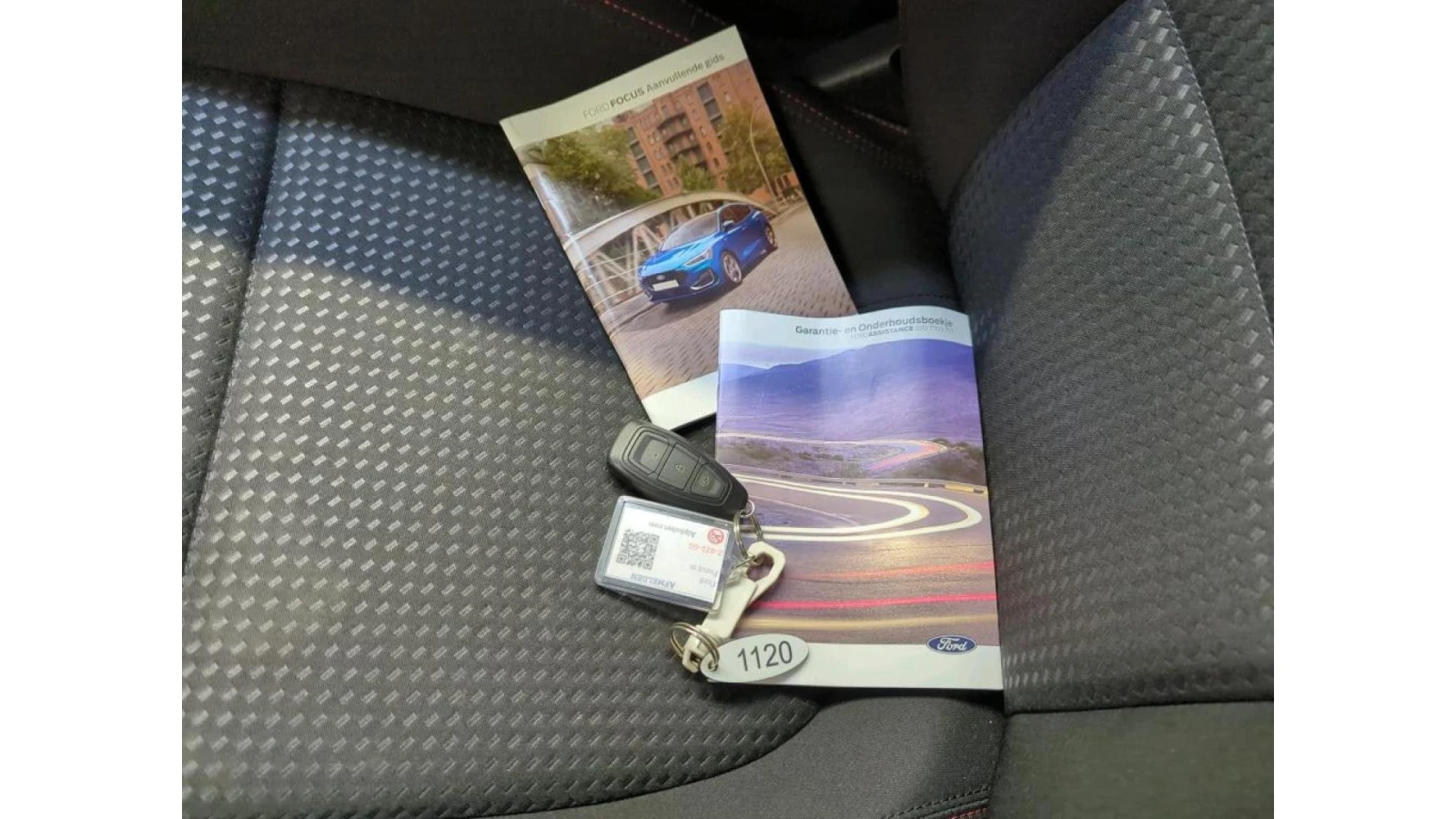 Ford Focus 1.0 EcoBoost ST Line, снимка 13 - Автомобили и джипове - 54068753