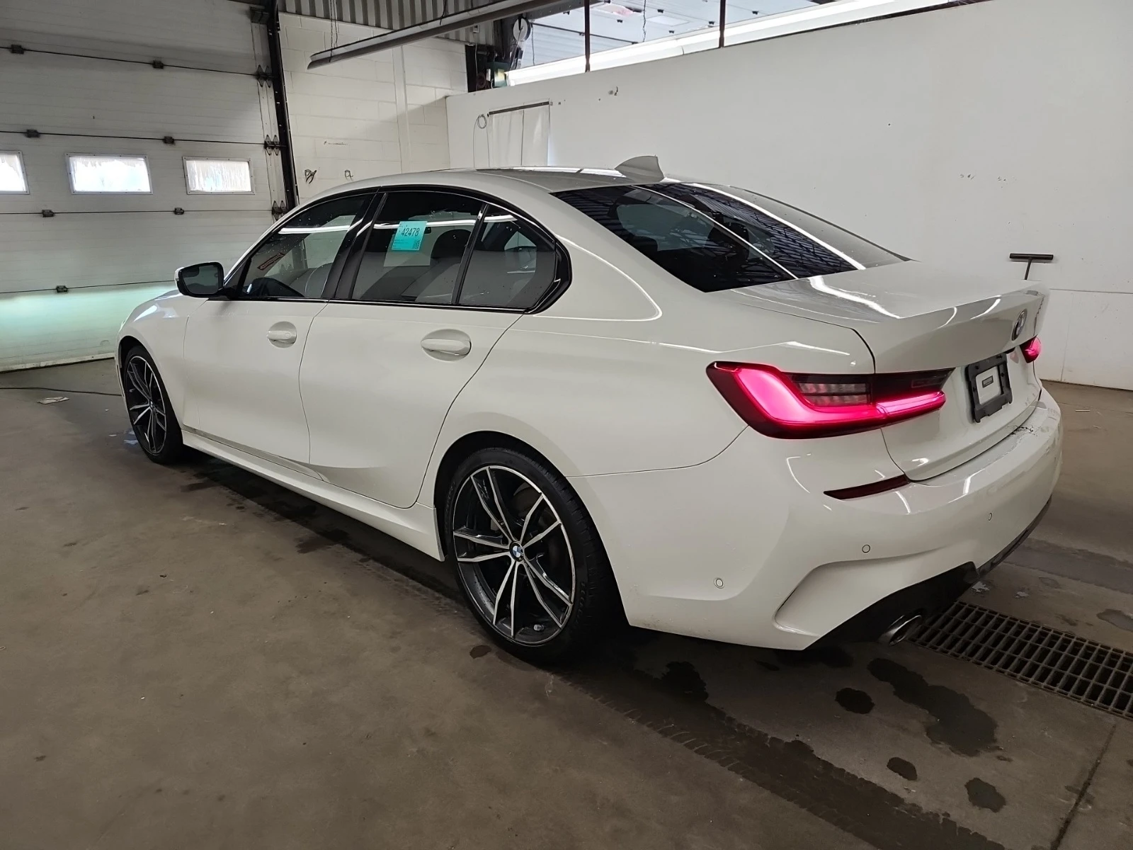 BMW 330 XDRIVE* * CARFAX * * АВТО КРЕДИТ * * , снимка 2 - Автомобили и джипове - 54071230