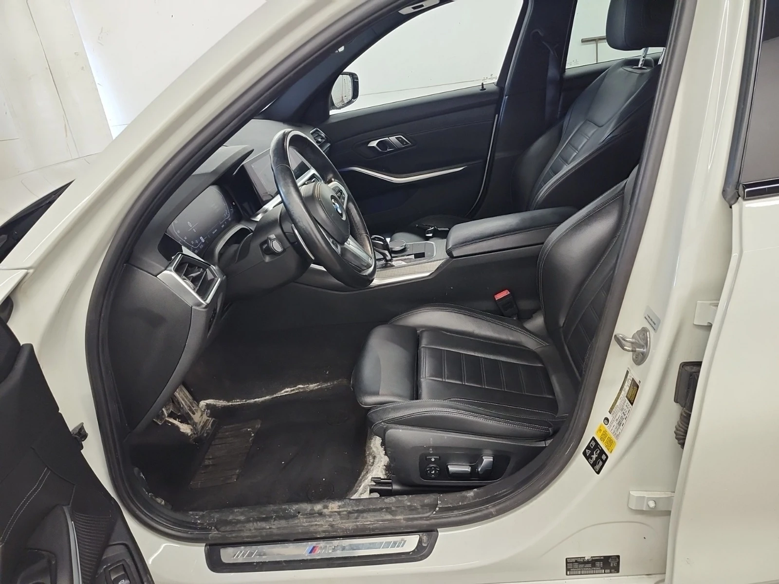 BMW 330 XDRIVE* * CARFAX * * АВТО КРЕДИТ * * , снимка 7 - Автомобили и джипове - 54071230