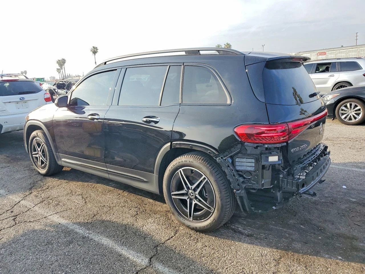 Mercedes-Benz EQB 250+ SUV, снимка 2 - Автомобили и джипове - 54169430