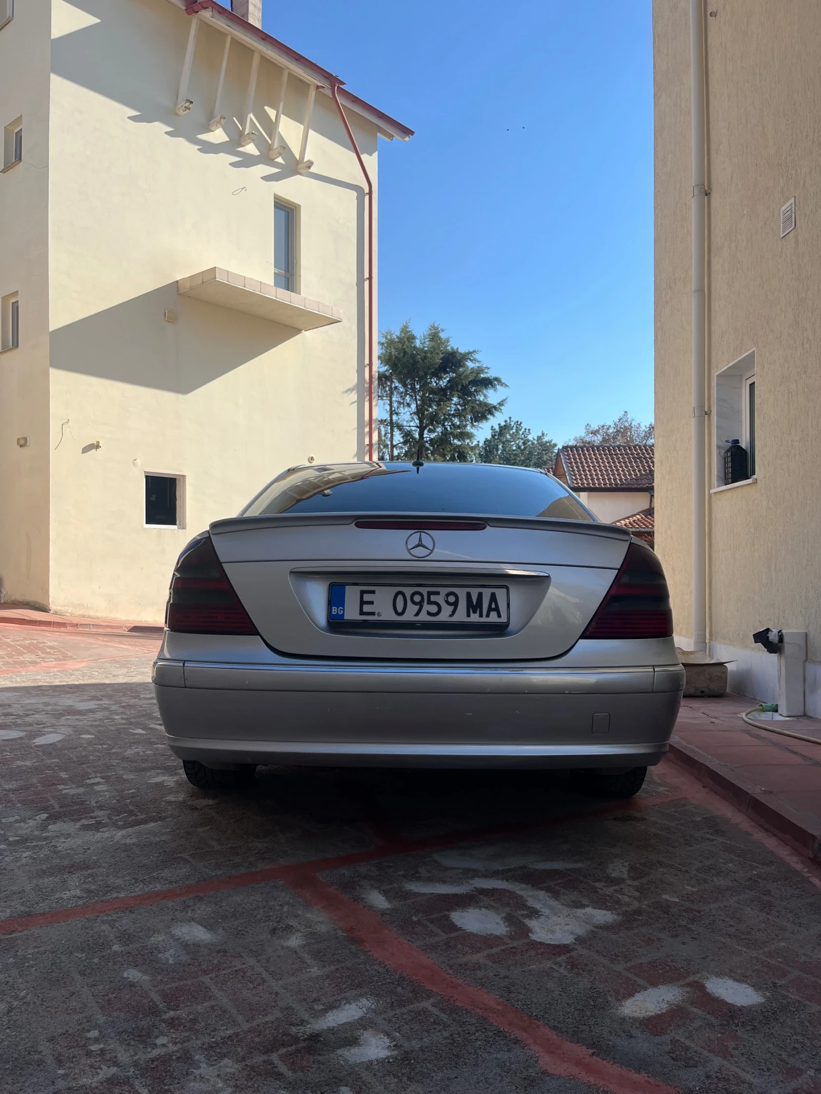 Mercedes-Benz E 320 | Mobile.bg � ����������� 4