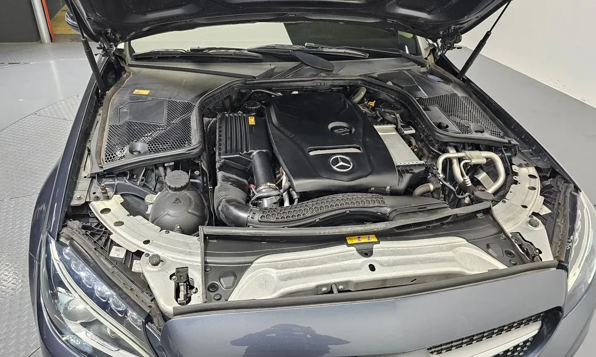 Mercedes-Benz C 200 2.0i 184hp, снимка 6 - Автомобили и джипове - 54293980