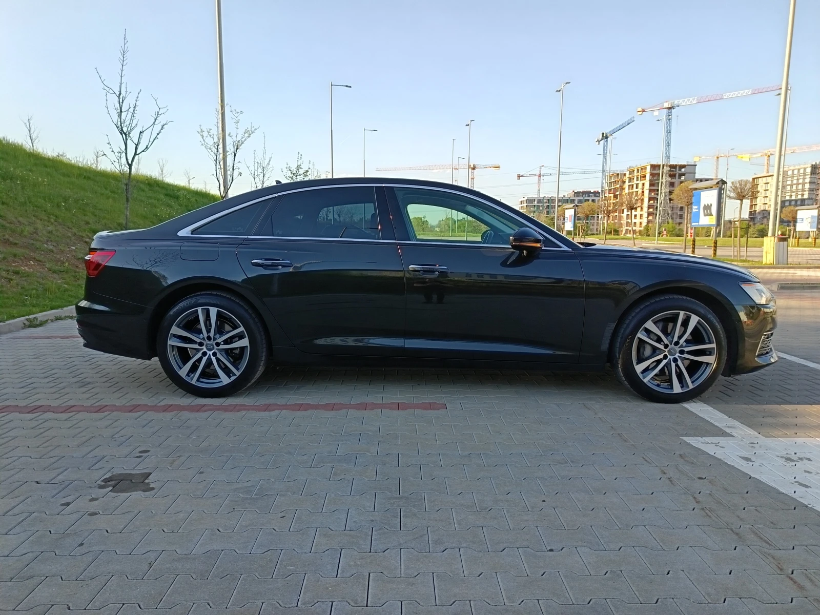 Audi A6 Limo/45TDI/Quattro/Hybrid/Air/Matrix/Alcantara , снимка 5 - Автомобили и джипове - 54379955