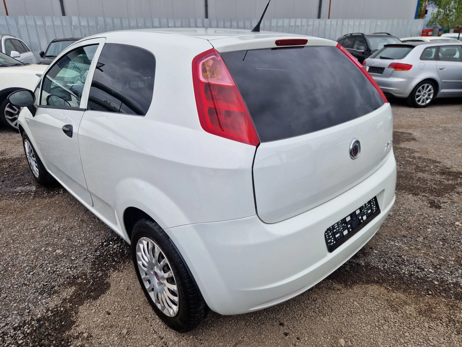 Fiat Punto 1.2i  70ps.LPG VAN 1+ 1 ITALIA , снимка 4 - Автомобили и джипове - 54484121