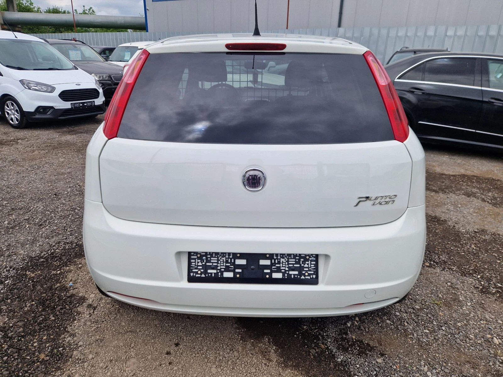 Fiat Punto 1.2i  70ps.LPG VAN 1+ 1 ITALIA , снимка 7 - Автомобили и джипове - 54484121