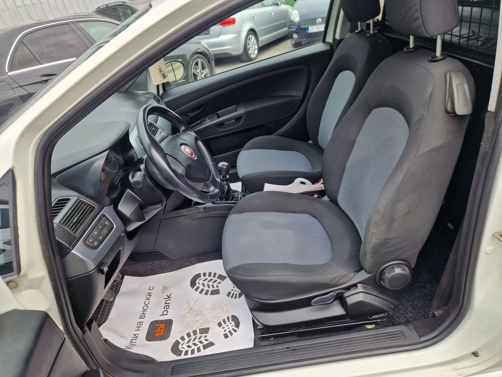 Fiat Punto 1.2i  70ps.LPG VAN 1+ 1 ITALIA , снимка 9 - Автомобили и джипове - 54484121