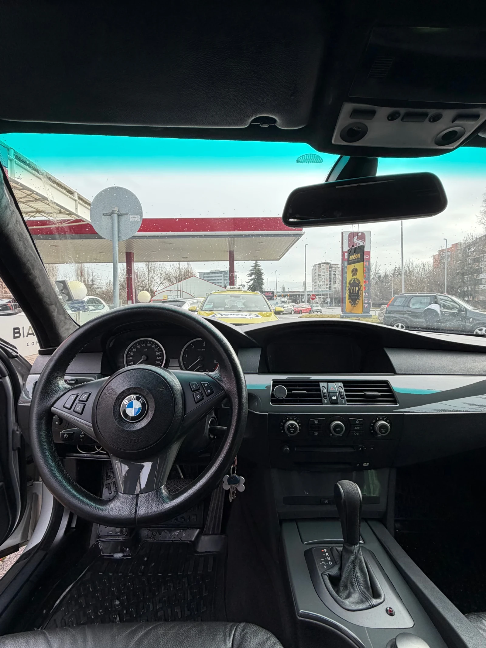 BMW 530, снимка 8 - Автомобили и джипове - 54577712