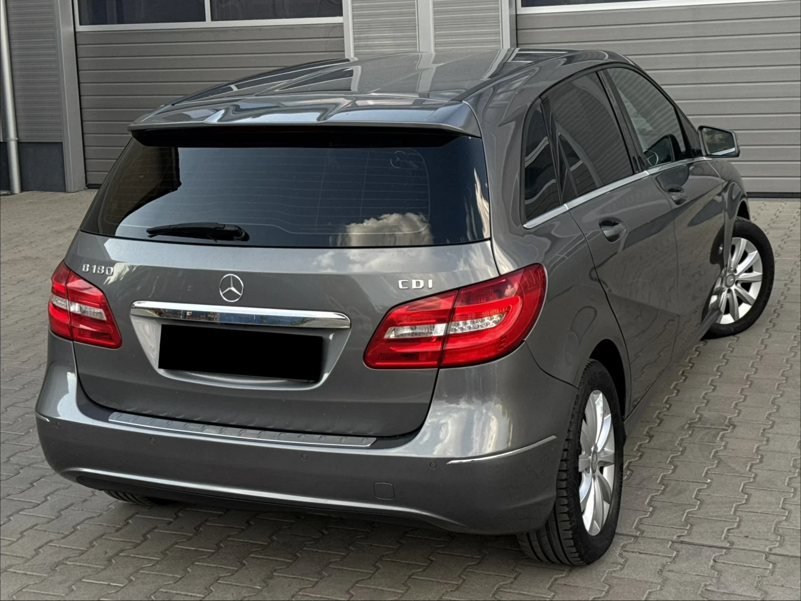 Mercedes-Benz B 180 D* FACELIFT* AUTOMATIC* ЛИЗИНГ, снимка 6 - Автомобили и джипове - 55287331