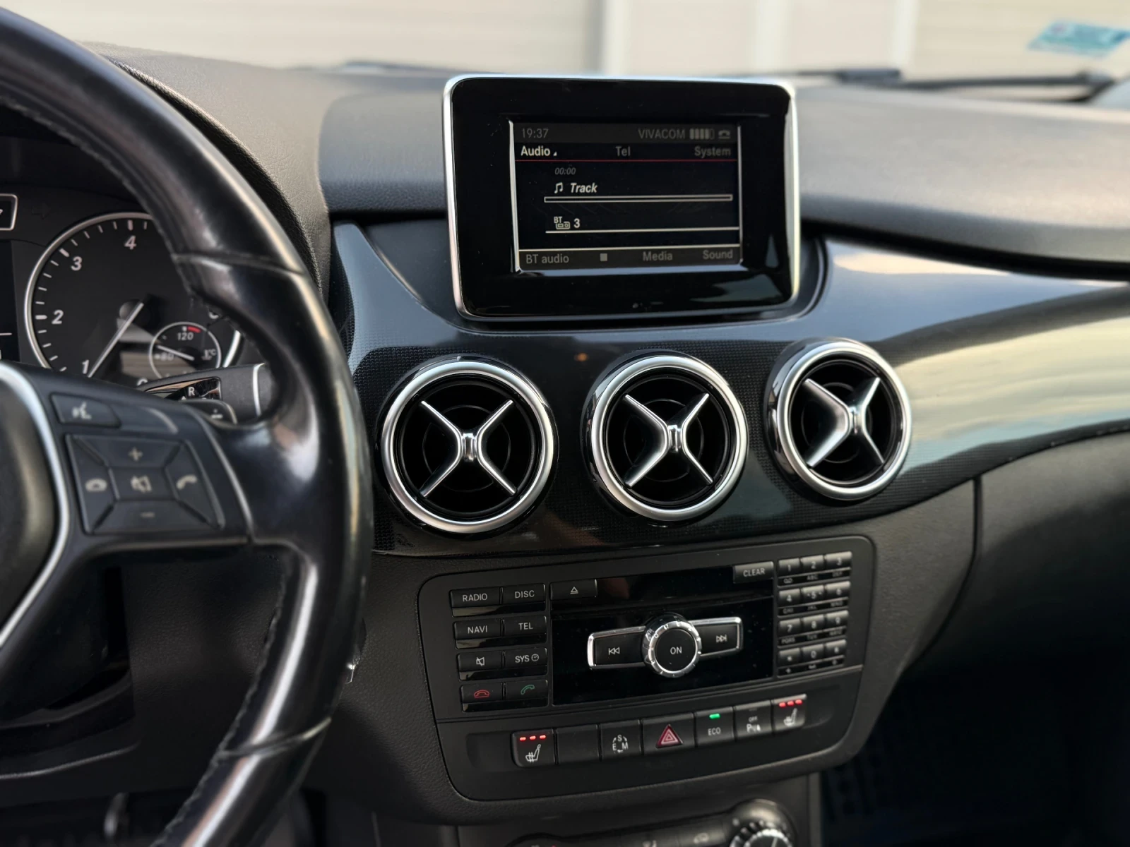 Mercedes-Benz B 180 D* FACELIFT* AUTOMATIC* ЛИЗИНГ, снимка 8 - Автомобили и джипове - 55287331