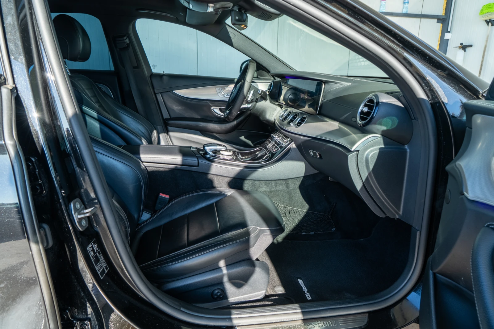 Mercedes-Benz E 350 D = V6 = AMBIENT = MEMORY = TOP = ЛИЗИНГ, снимка 11 - Автомобили и джипове - 55482986