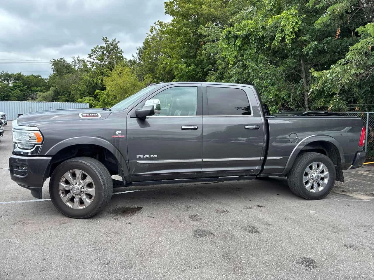 Dodge RAM 3500 * Limited * CARFAX * ОПЦИЯ ЗА ФИНАНСИРАНЕ, снимка 2 - Автомобили и джипове - 55547467