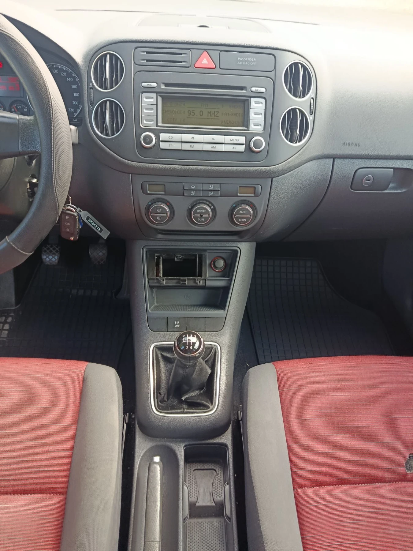 VW Golf Plus 1.4 бензин 86 к.с., снимка 10 - Автомобили и джипове - 55781237