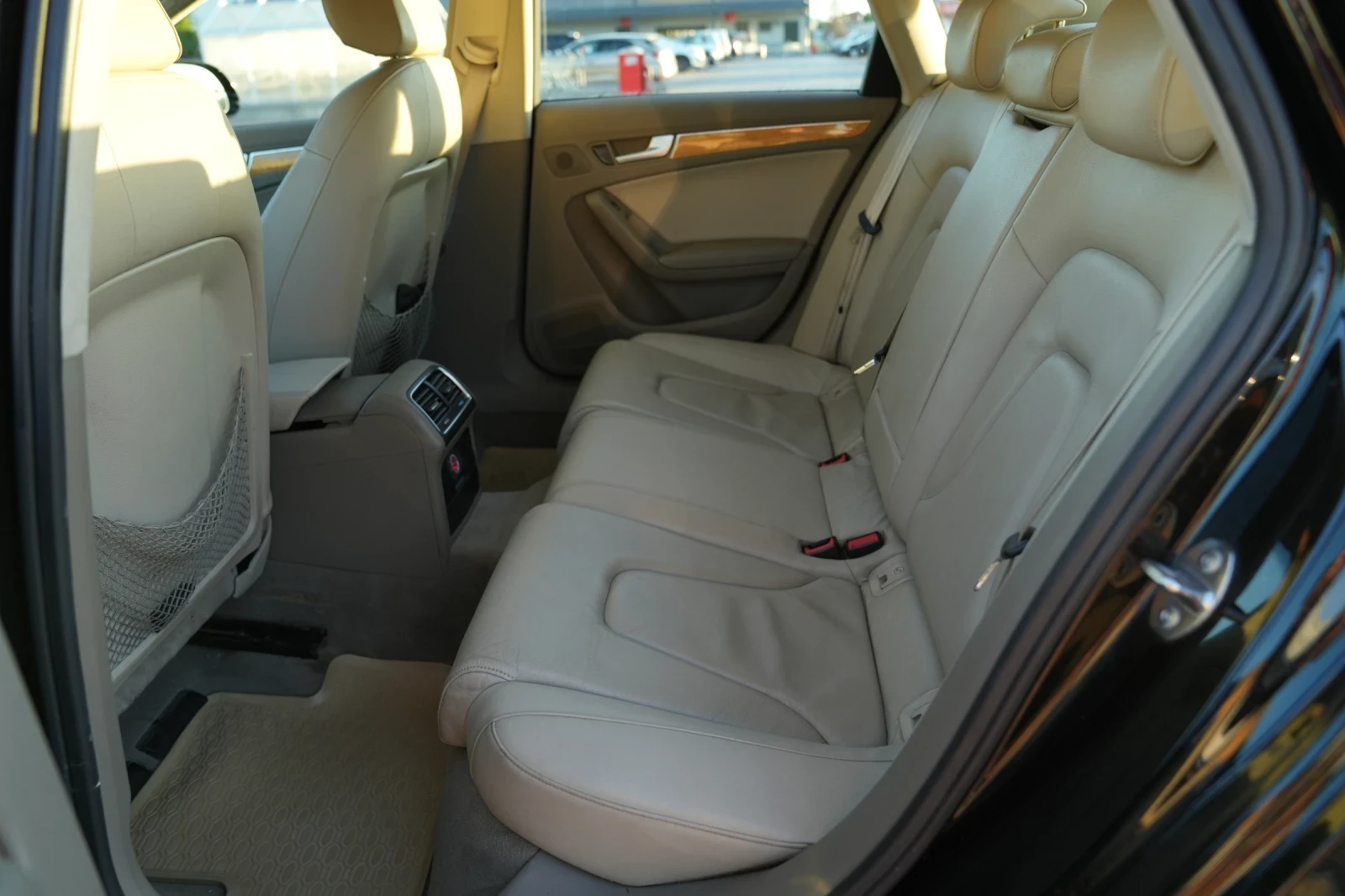 Audi A4, снимка 13 - Автомобили и джипове - 56037610