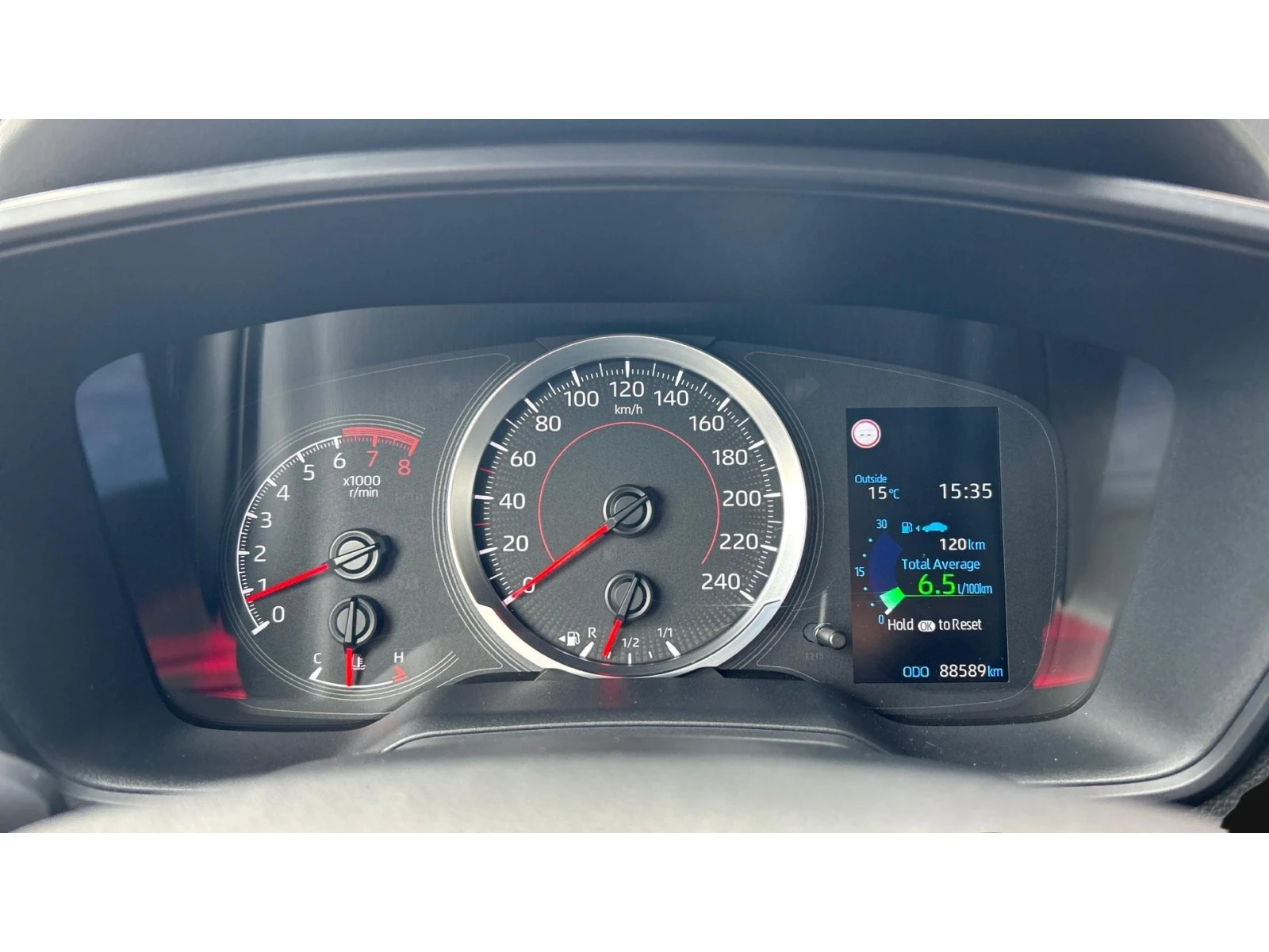Toyota Corolla 1.2Т  Comfort+  М/Т, Месечна вноска от 199  , снимка 14 - Автомобили и джипове - 56248784