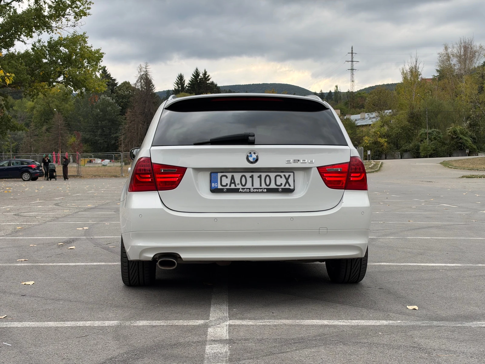 BMW 320 LCI xdrive , снимка 5 - Автомобили и джипове - 56272904