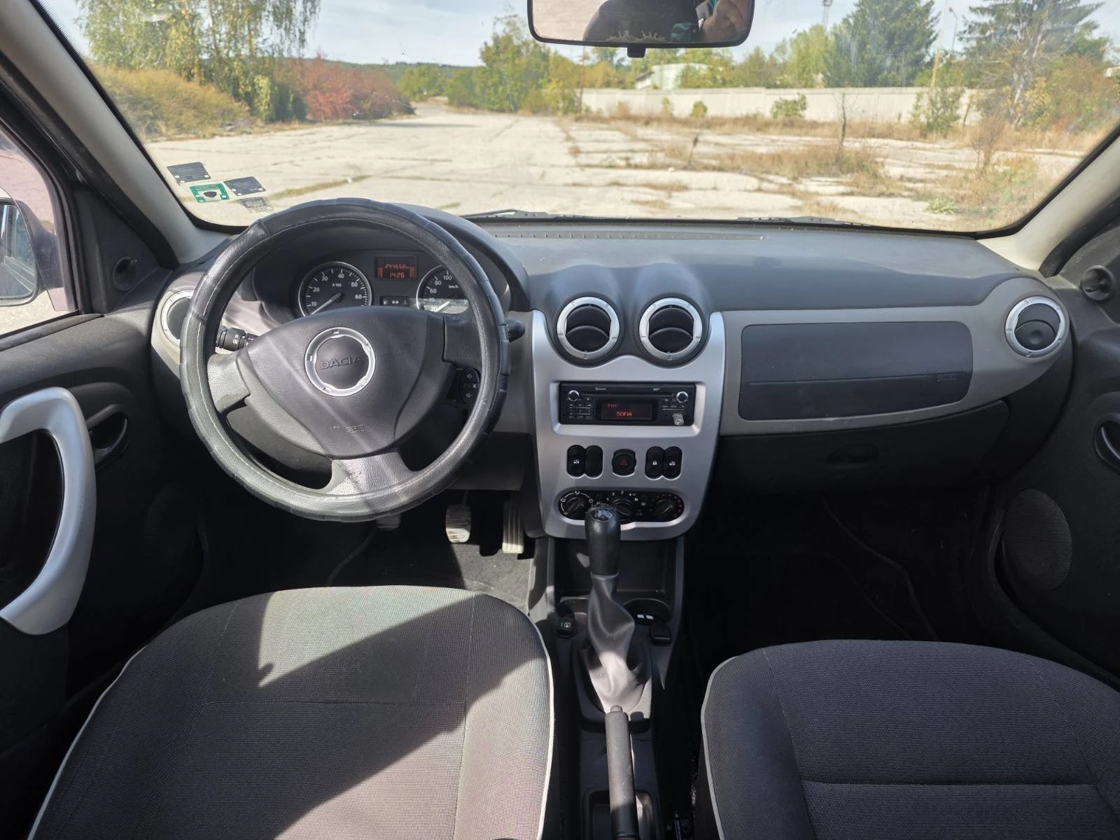 Dacia Sandero, снимка 5 - Автомобили и джипове - 56508032